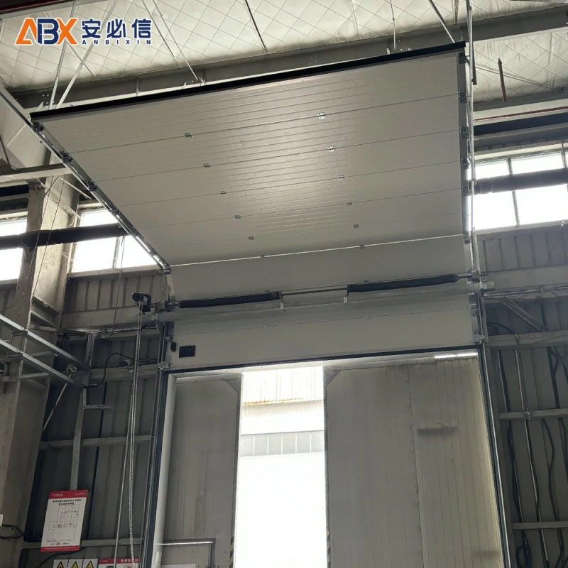 吉安翻板滑升门